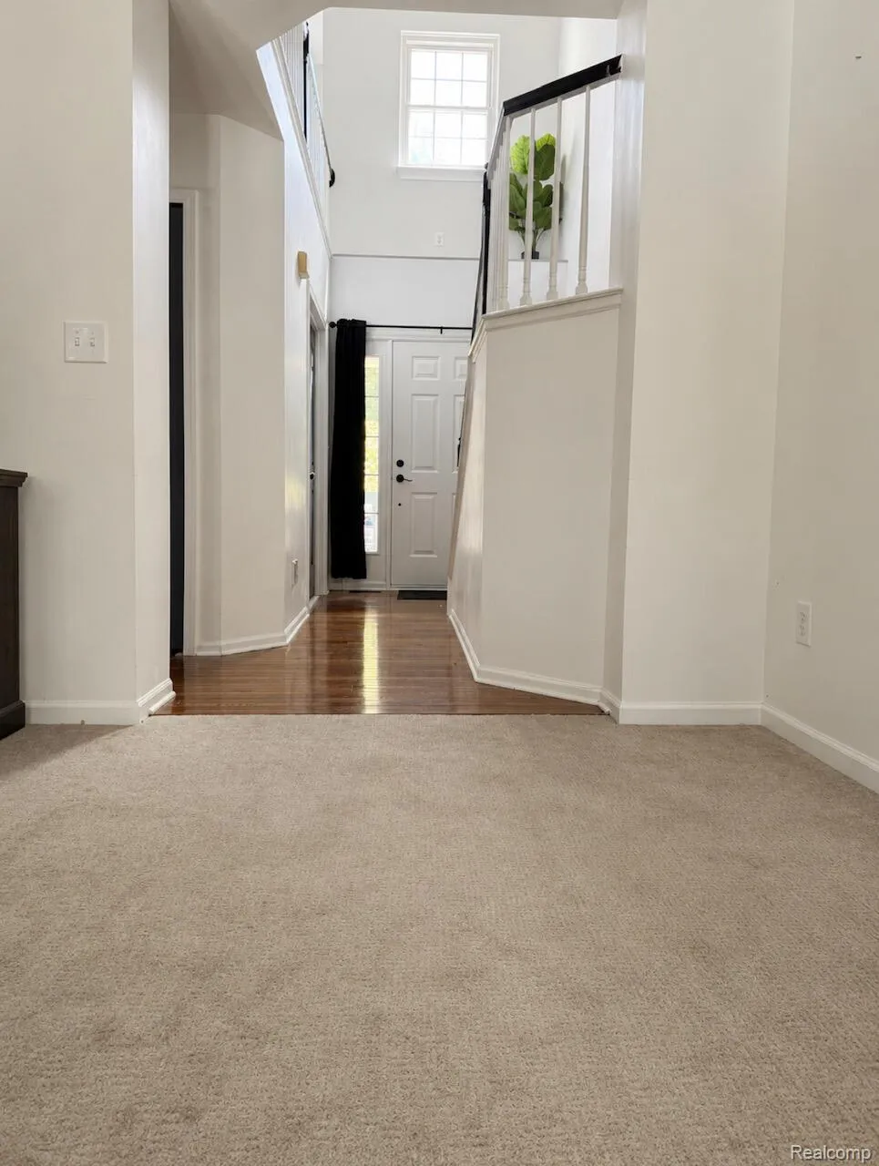 30128 Apple Grove Way Flat Rock City, MI 48134
