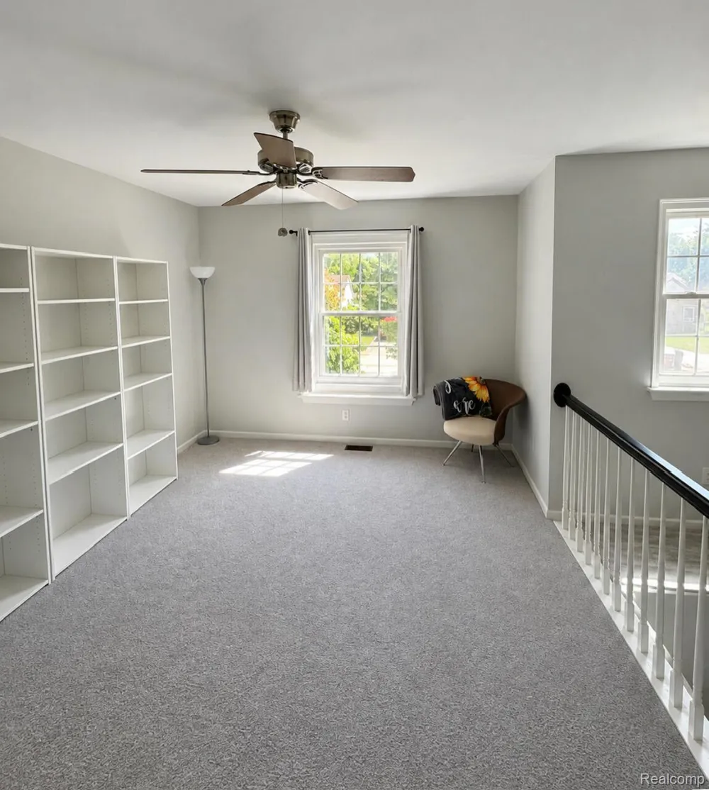 30128 Apple Grove Way Flat Rock City, MI 48134