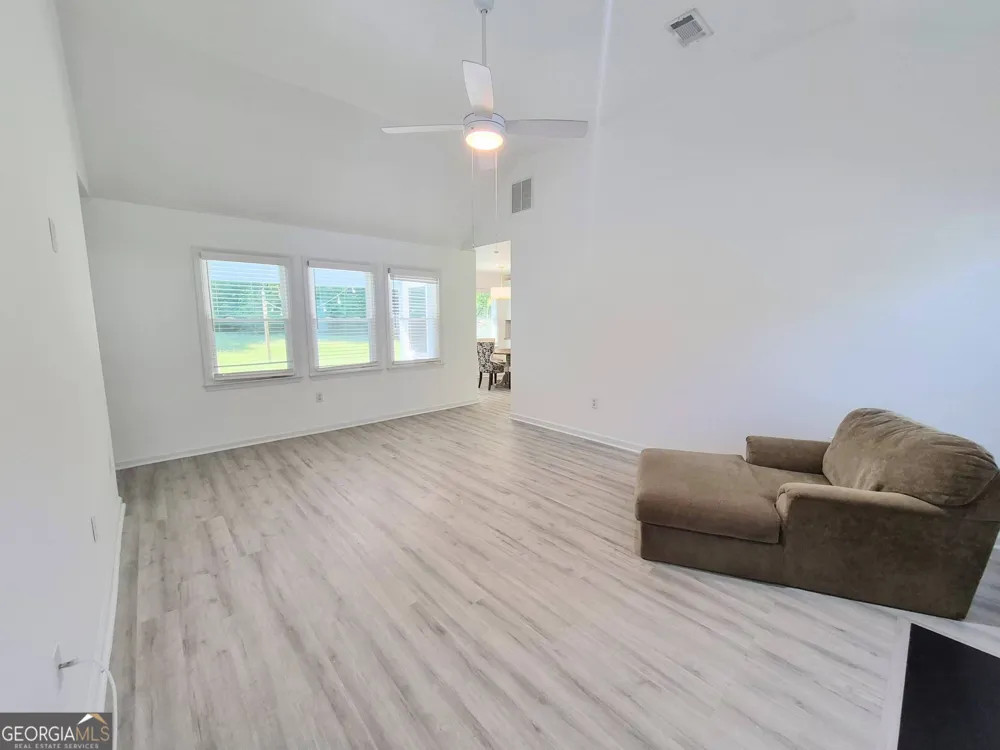 103 Meadow Creek DR Athens, GA 30605