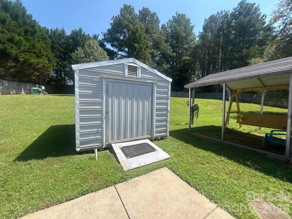 901 Grace Drive Stanley, NC 28164
