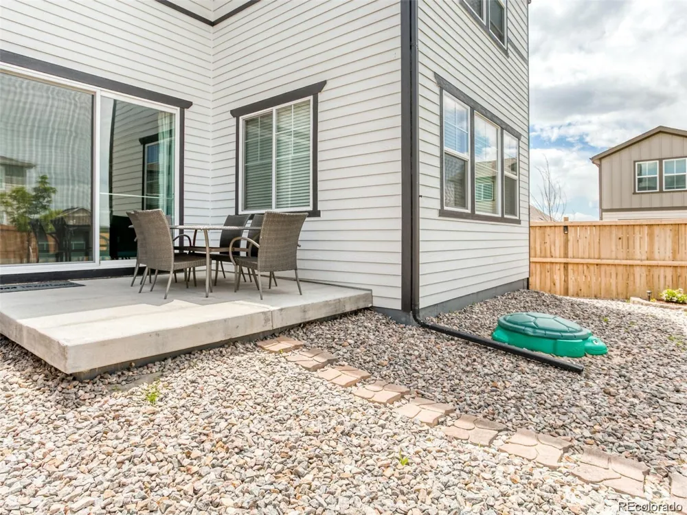 27827 E 8th Avenue Aurora, CO 80018