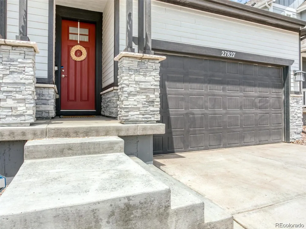 27827 E 8th Avenue Aurora, CO 80018