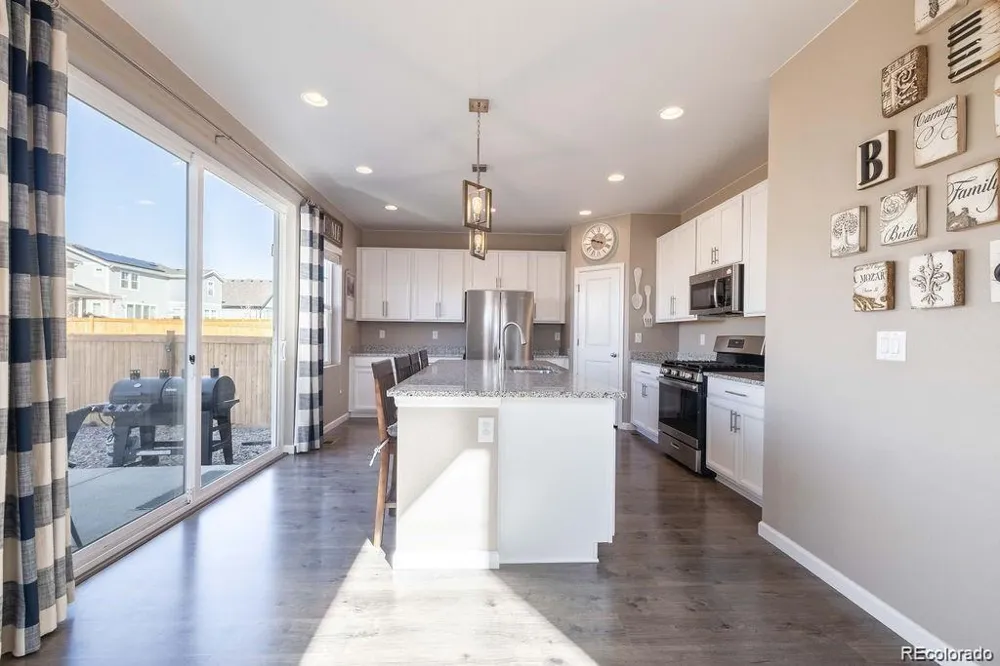 27827 E 8th Avenue Aurora, CO 80018
