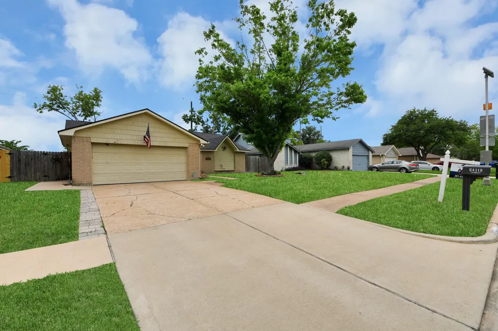 24118 Nomini Hall Lane Katy, TX 77493