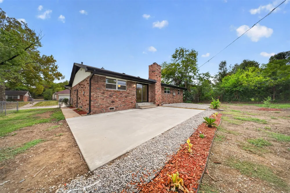 2176 S 77th East Avenue Tulsa, OK 74129