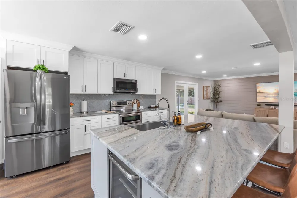 11304 LEPRECHAUN DRIVE Riverview, FL 33569