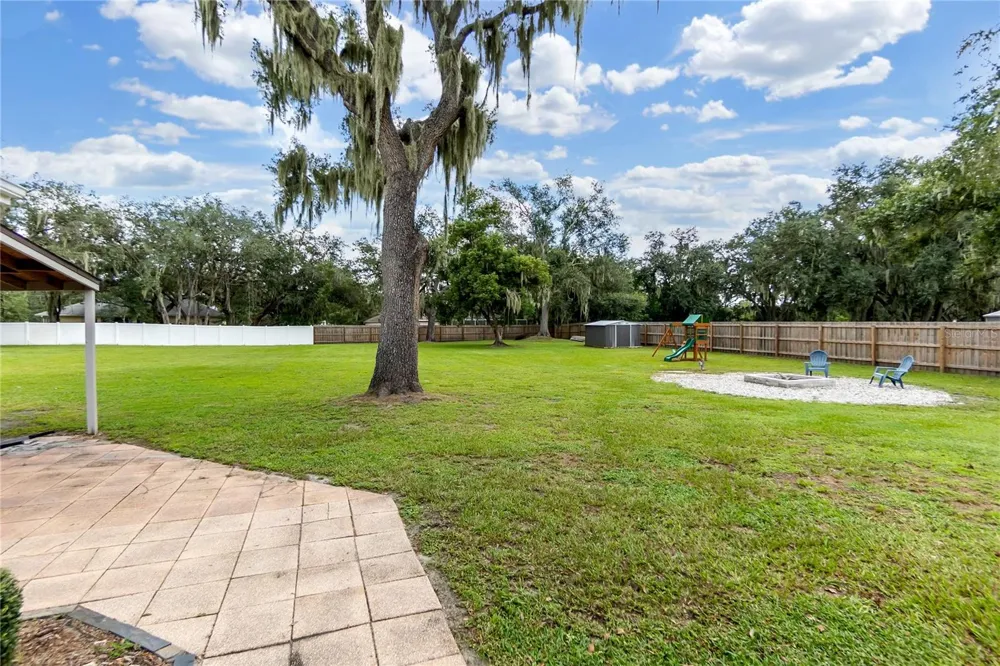 11304 LEPRECHAUN DRIVE Riverview, FL 33569