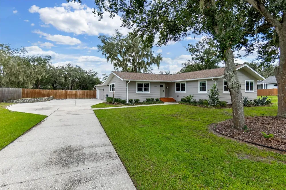 11304 LEPRECHAUN DRIVE Riverview, FL 33569