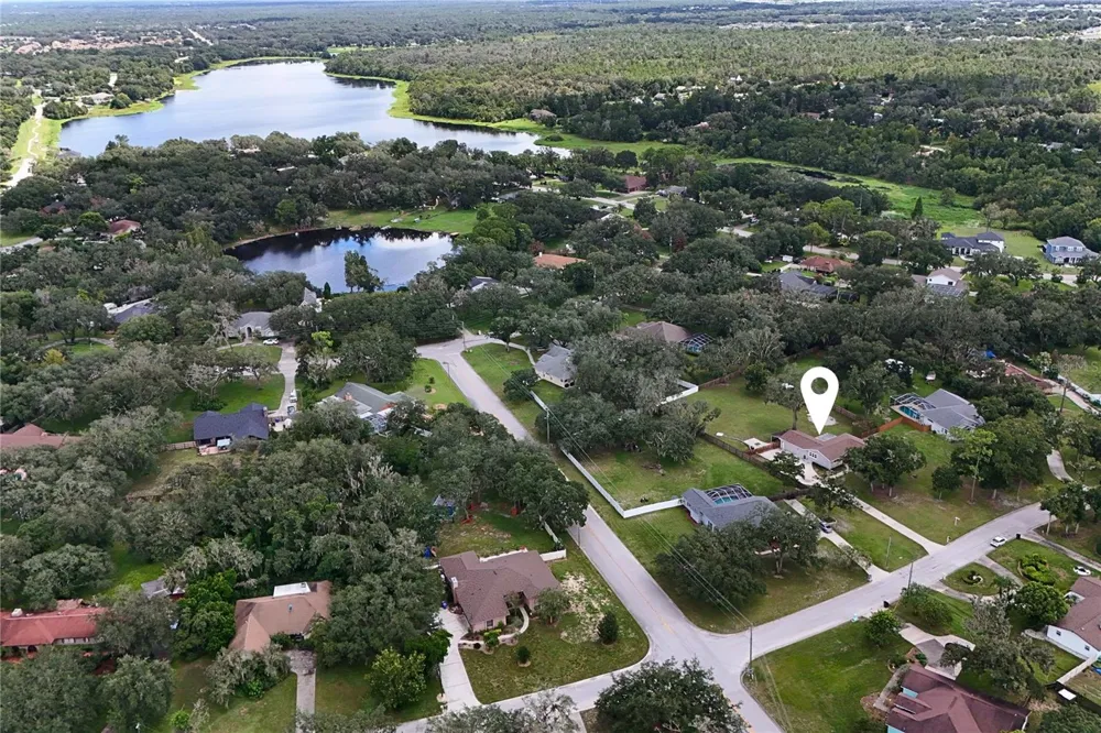 11304 LEPRECHAUN DRIVE Riverview, FL 33569