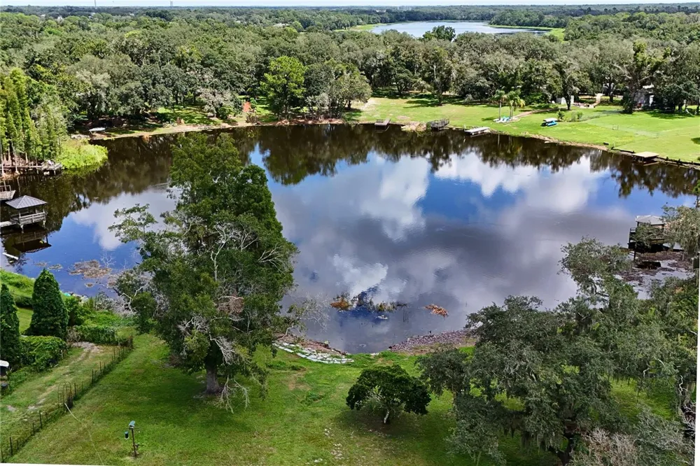 11304 LEPRECHAUN DRIVE Riverview, FL 33569