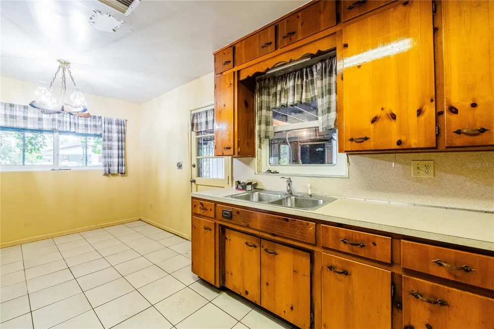 3236 CULLMAN DRIVE Lakeland, FL 33805
