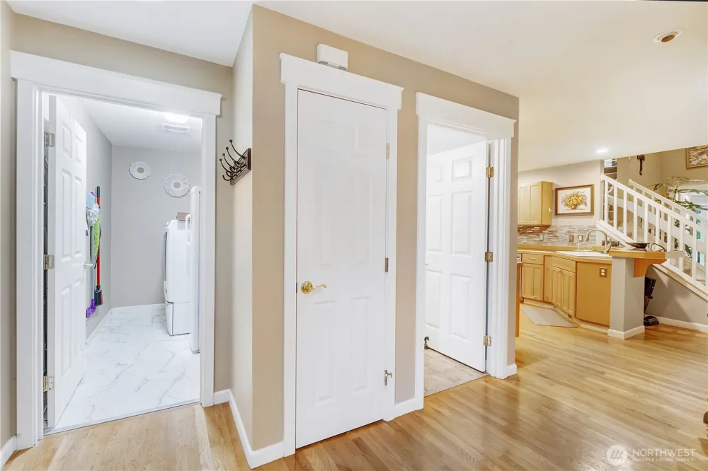 160 E SODERBERG RD #L-33 Allyn, WA 98524