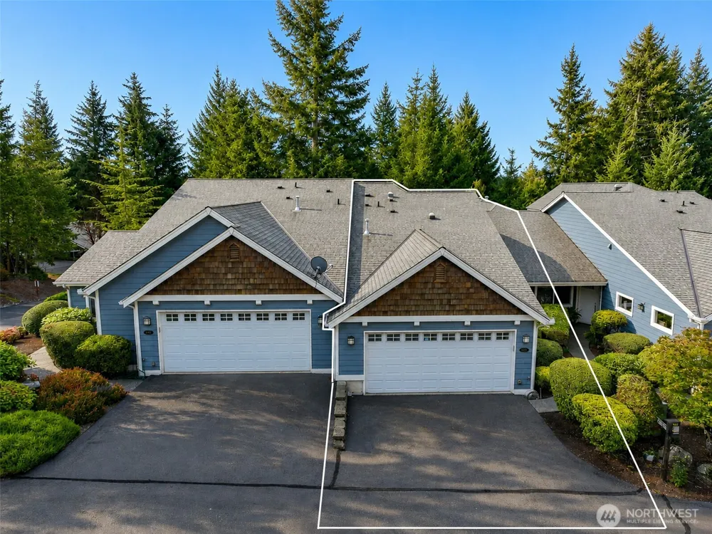 160 E SODERBERG RD #L-33 Allyn, WA 98524
