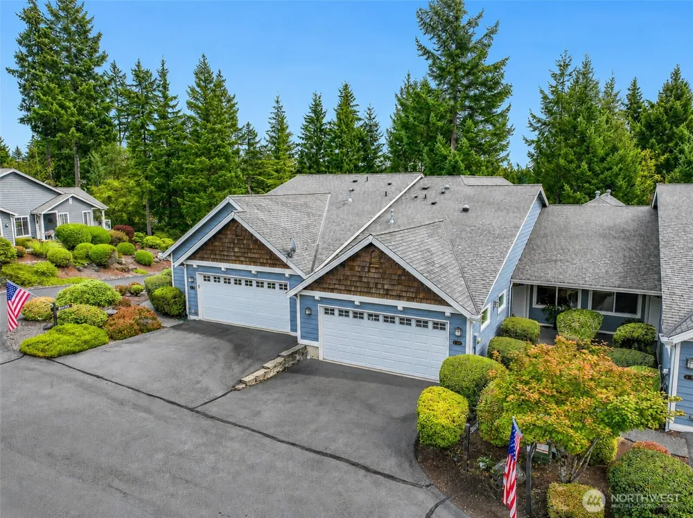 160 E SODERBERG RD #L-33 Allyn, WA 98524