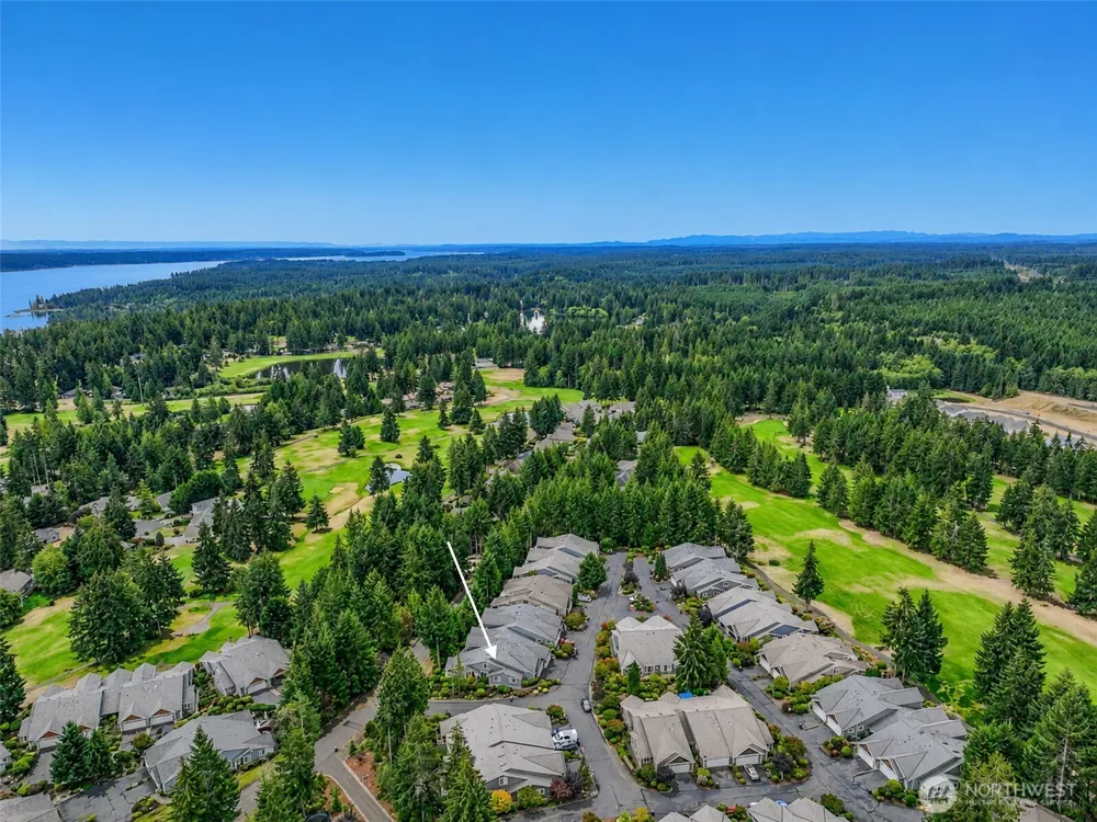 160 E SODERBERG RD #L-33 Allyn, WA 98524