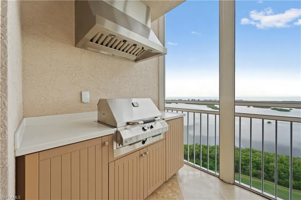 4951 Bonita Bay Boulevard #PH 302 Bonita Springs, FL 34134