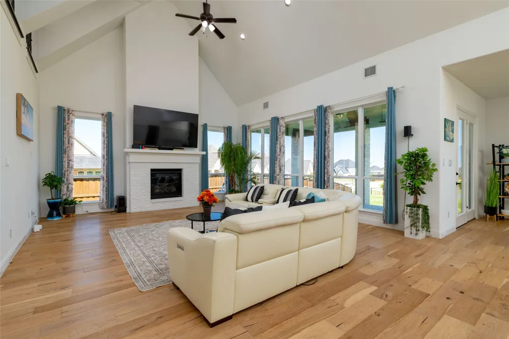 2037 Waterleaf Road Haslet, TX 76052
