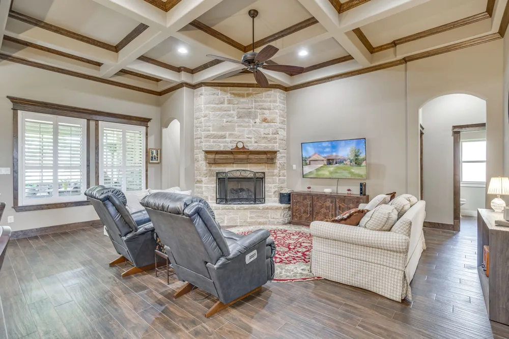 6342 Weatherby Road Granbury, TX 76049