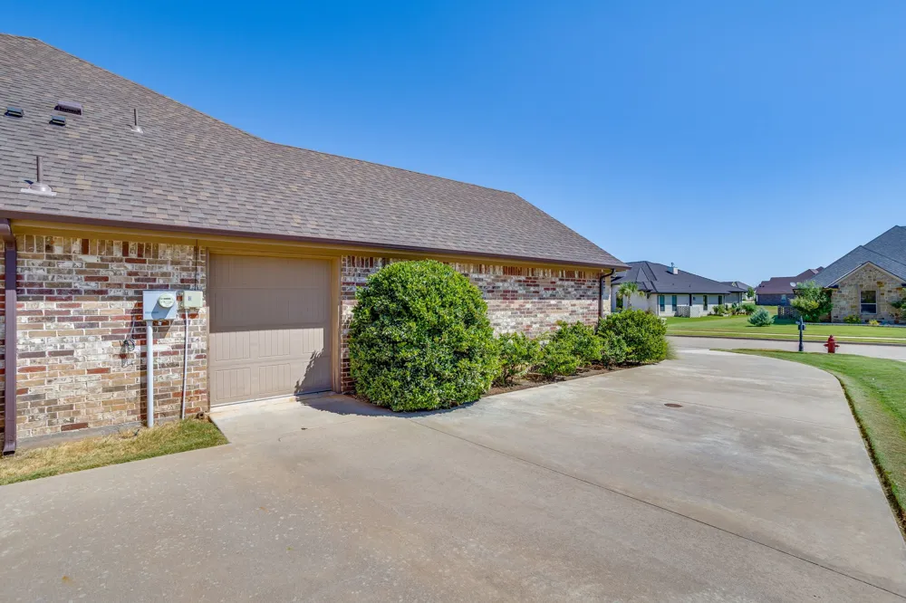 6342 Weatherby Road Granbury, TX 76049