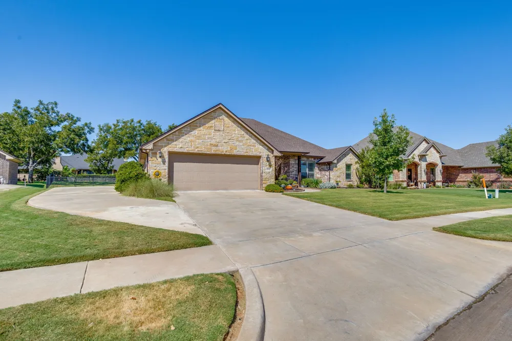 6342 Weatherby Road Granbury, TX 76049