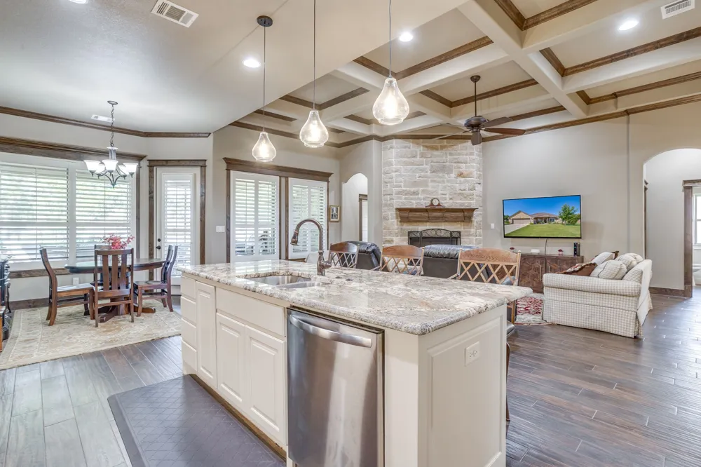 6342 Weatherby Road Granbury, TX 76049