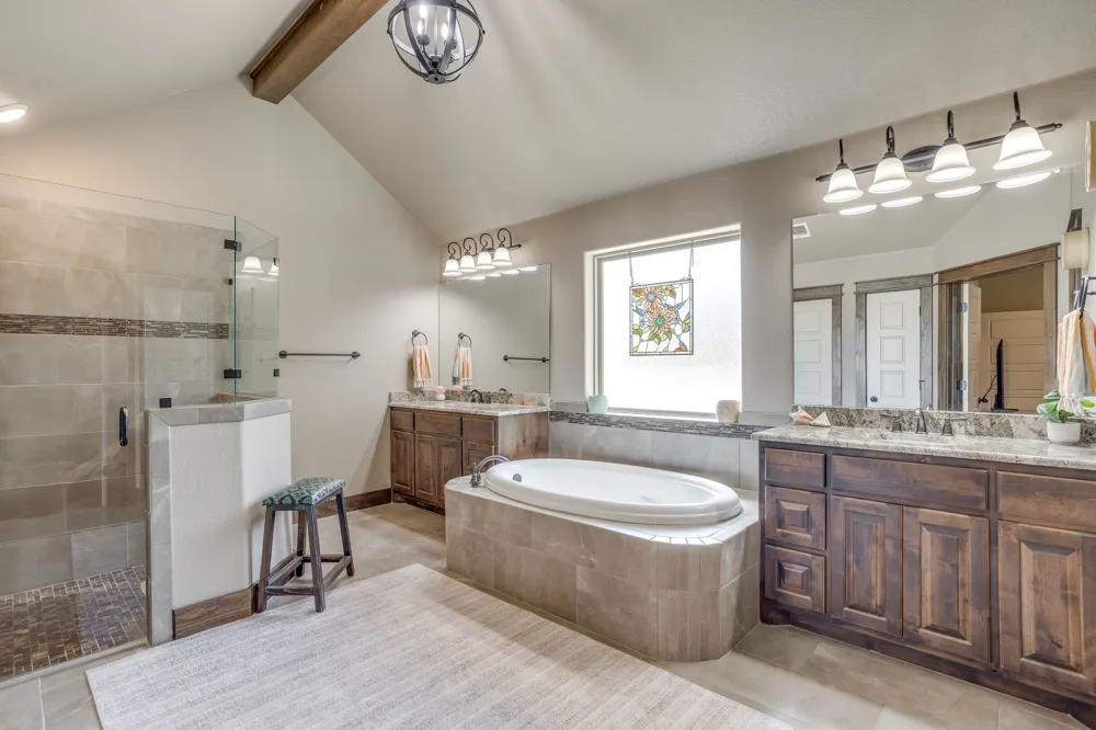 6342 Weatherby Road Granbury, TX 76049