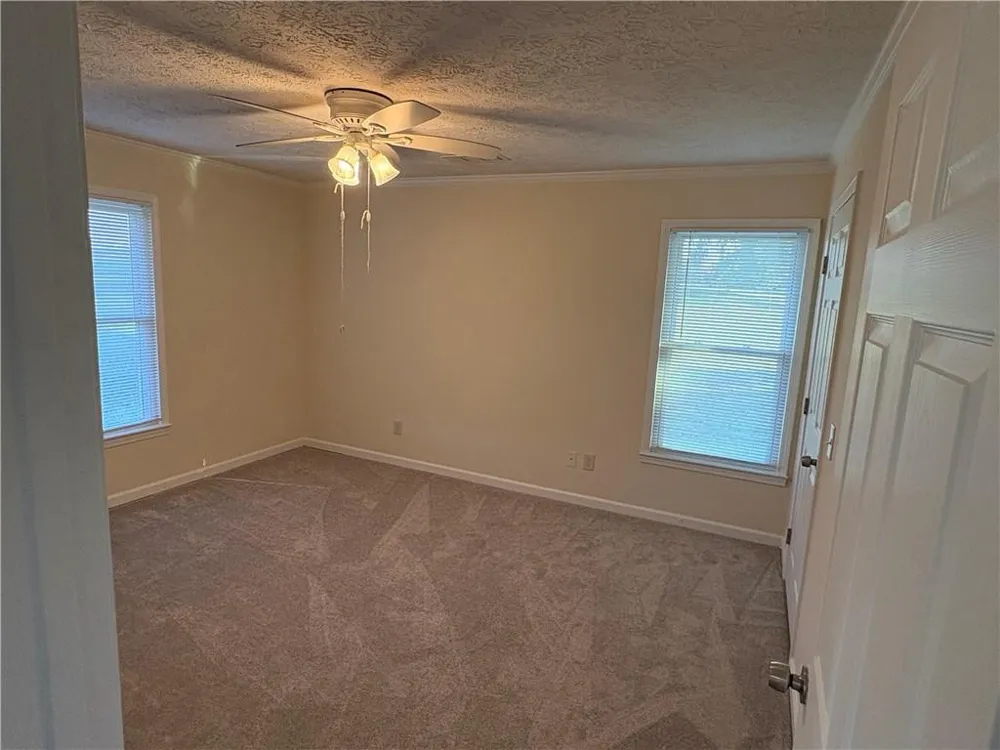 3749 Old Plainview Road #A Oakwood, GA 30566