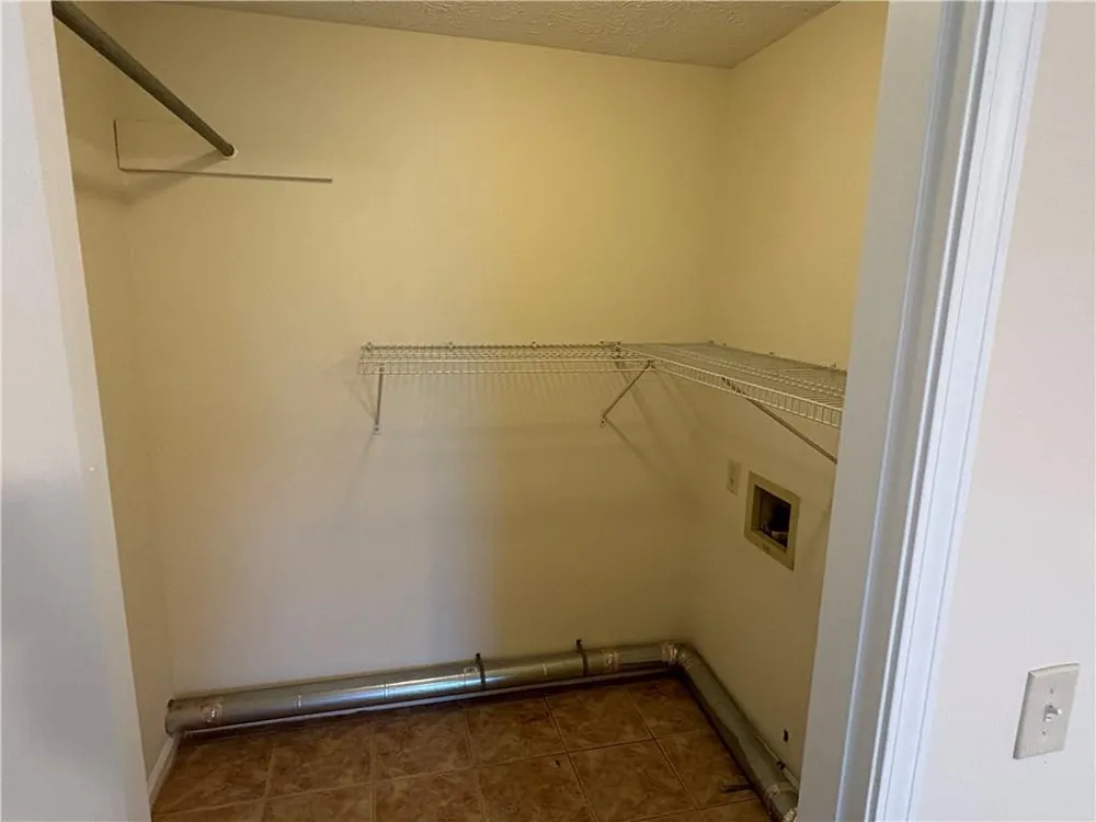 3749 Old Plainview Road #A Oakwood, GA 30566