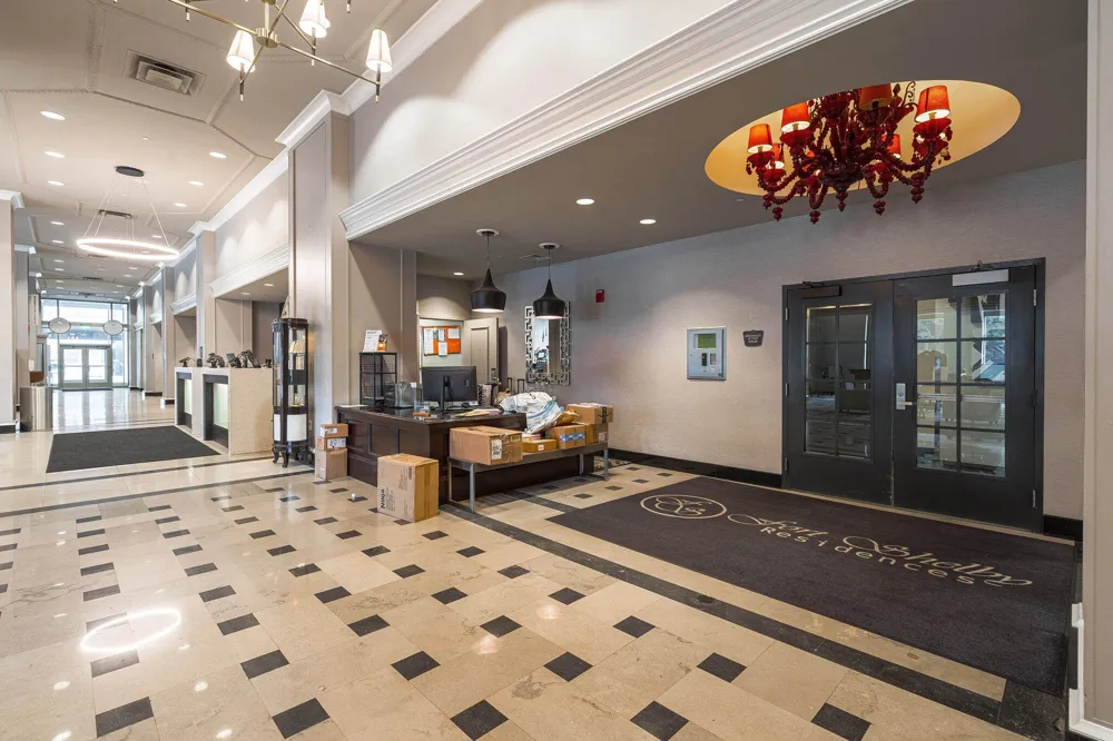 525 W Lafayette Boulevard #16C Detroit, MI 48226