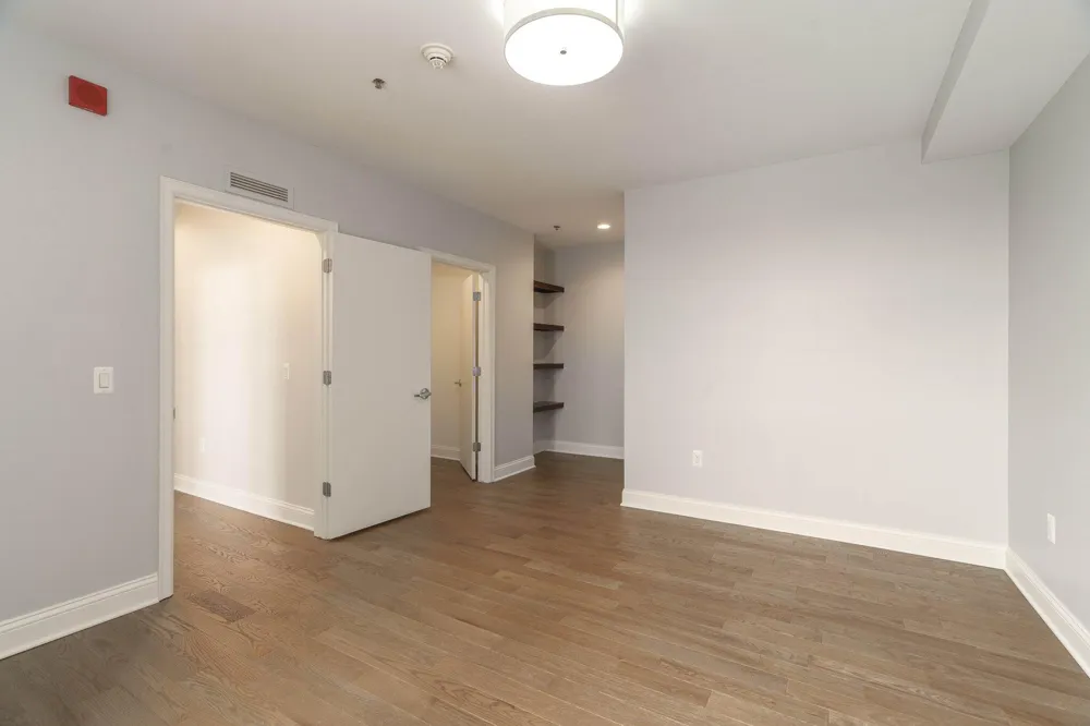 525 W Lafayette Boulevard #16C Detroit, MI 48226