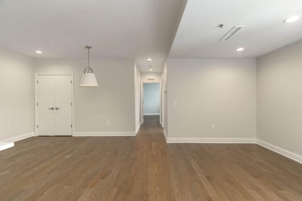 525 W Lafayette Boulevard #16C Detroit, MI 48226