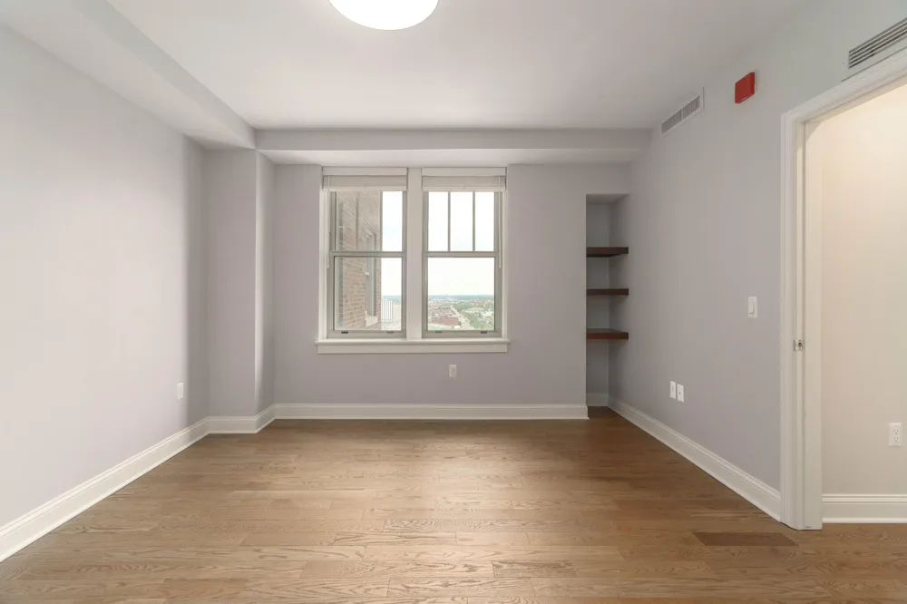 525 W Lafayette Boulevard #16C Detroit, MI 48226