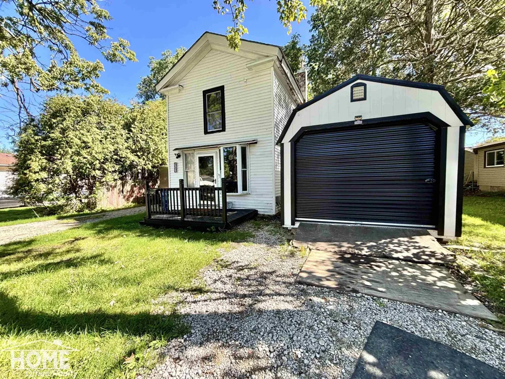 317 S Woodworth Street Corunna City, MI 48817