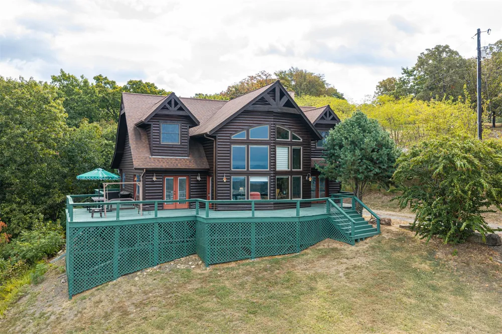 19807 E Snake Creek Road Cookson, OK 74427