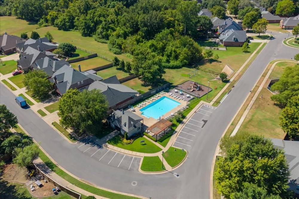 9522 E 118th Street S Bixby, OK 74008