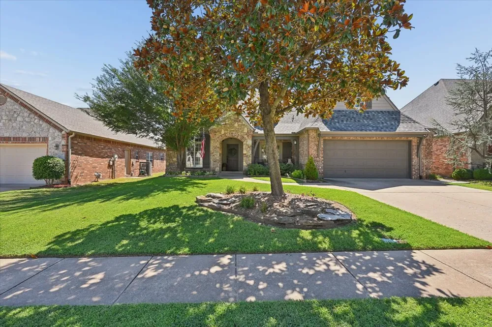 9522 E 118th Street S Bixby, OK 74008