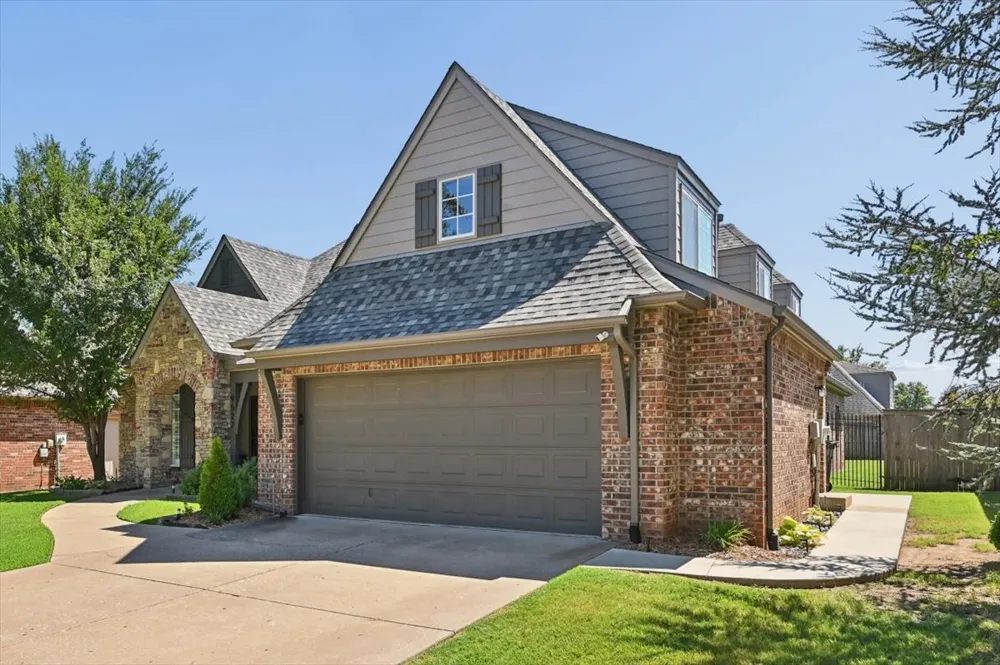 9522 E 118th Street S Bixby, OK 74008