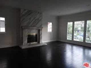 8437 W 4TH STREET Los Angeles, CA 90048
