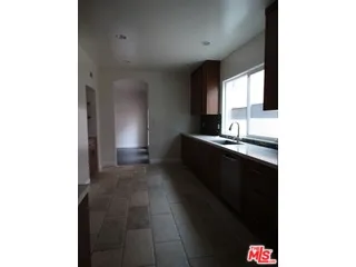 8437 W 4TH STREET Los Angeles, CA 90048