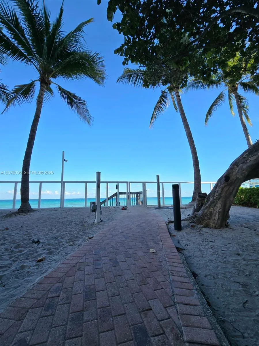 3001 S Ocean Dr #649 Hollywood, FL 33019