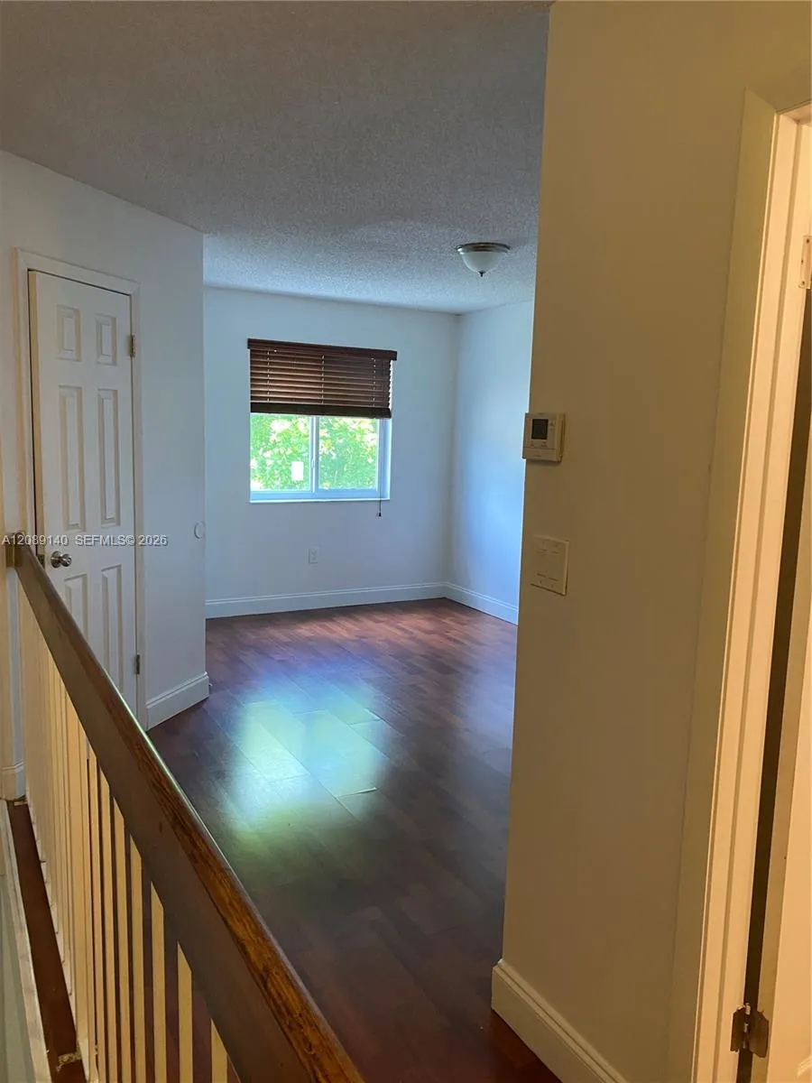 17455 NW 67th Ct #L-17 Hialeah, FL 33015