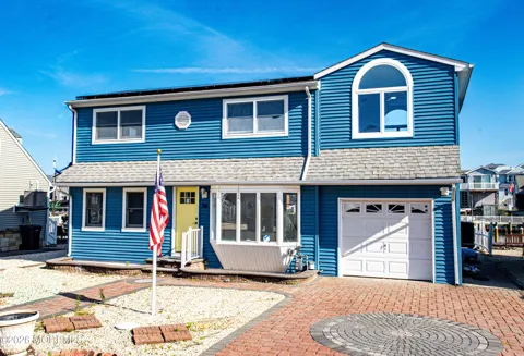34 Frank Drive