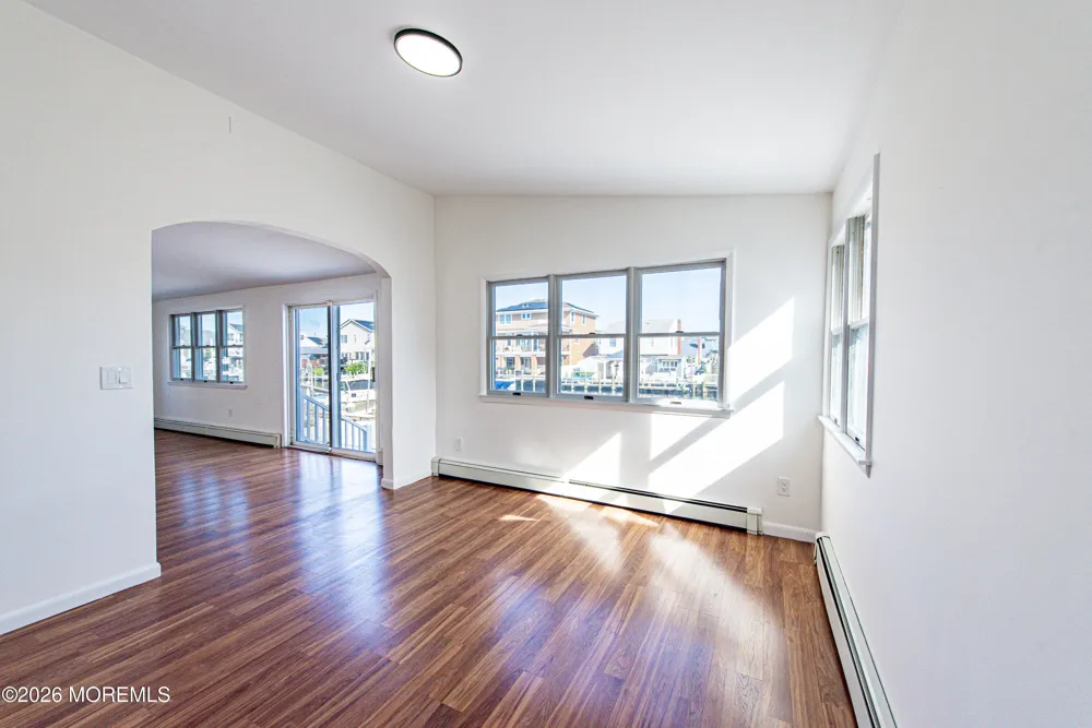 34 Frank Drive Manahawkin, NJ 08050