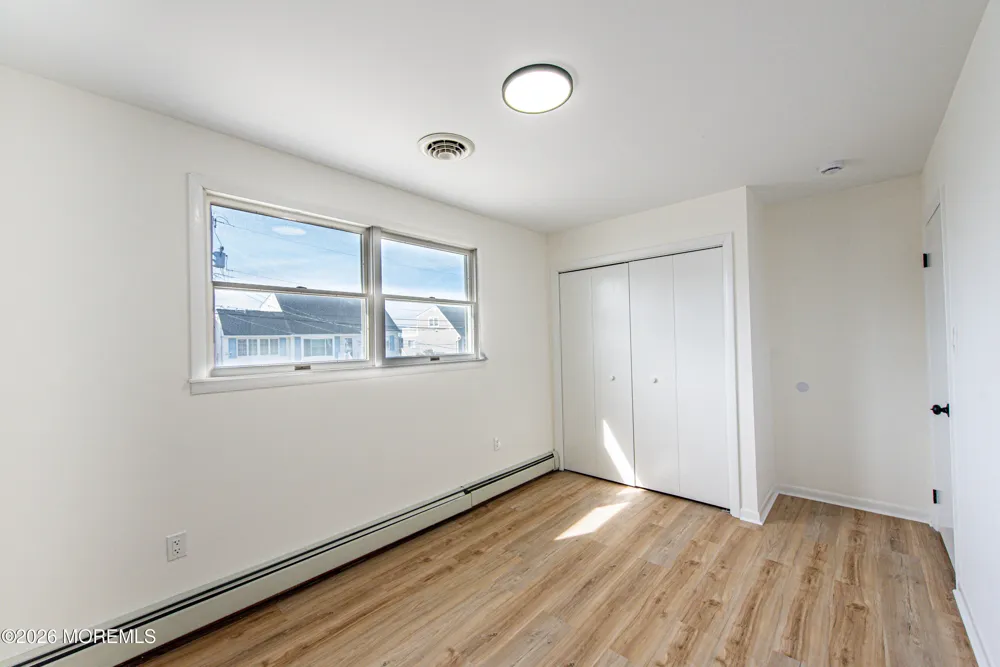 34 Frank Drive Manahawkin, NJ 08050