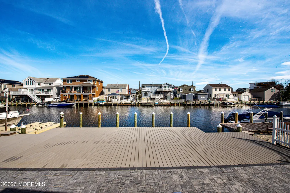 34 Frank Drive Manahawkin, NJ 08050