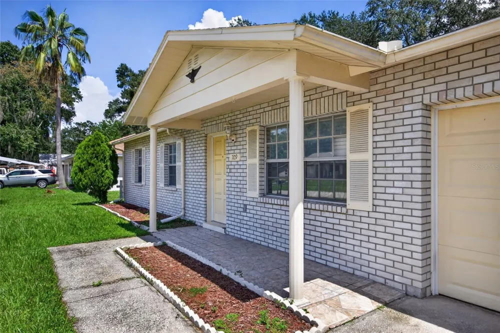 709 HEMLOCK LANE Lakeland, FL 33810