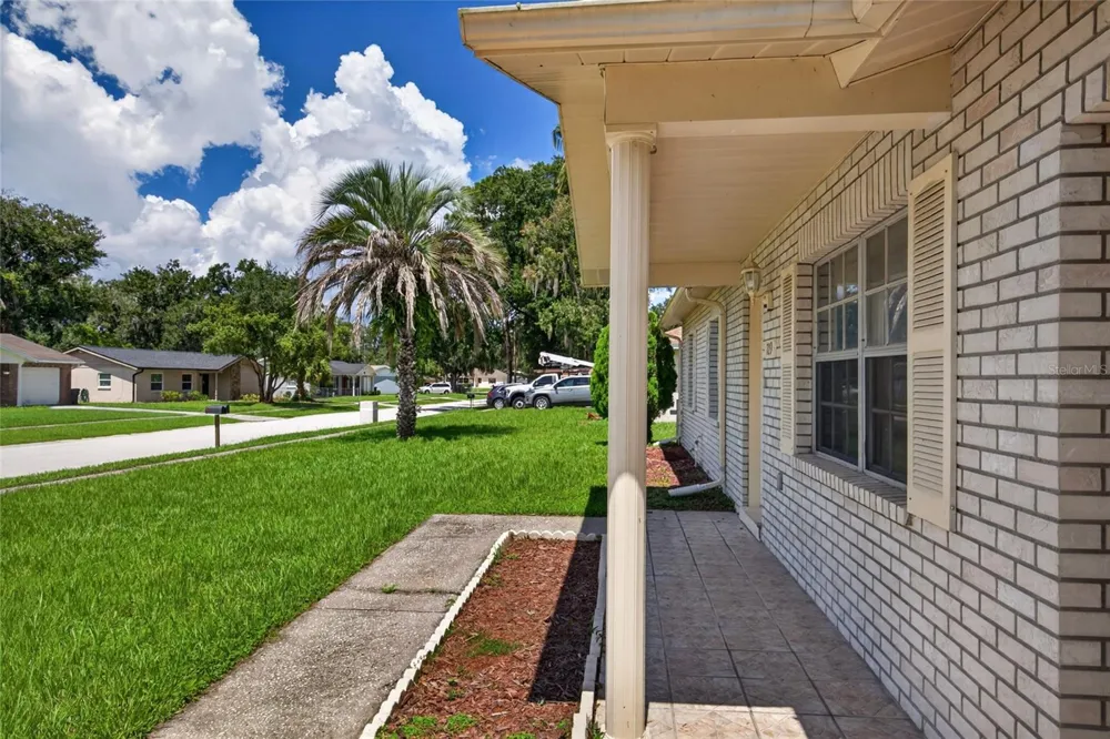 709 HEMLOCK LANE Lakeland, FL 33810