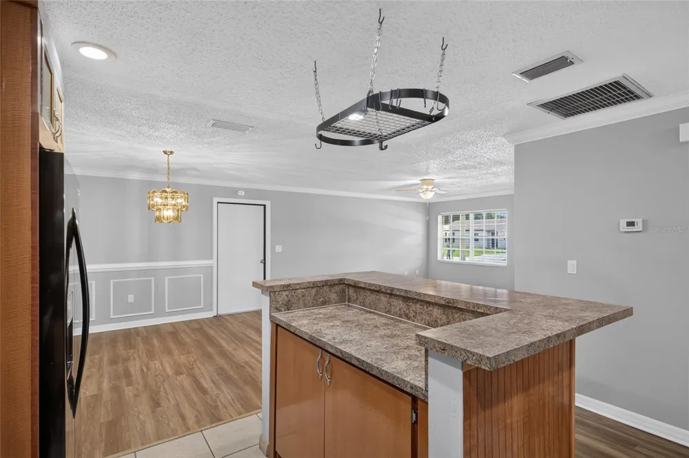 709 HEMLOCK LANE Lakeland, FL 33810
