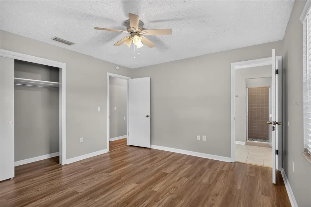 709 HEMLOCK LANE Lakeland, FL 33810