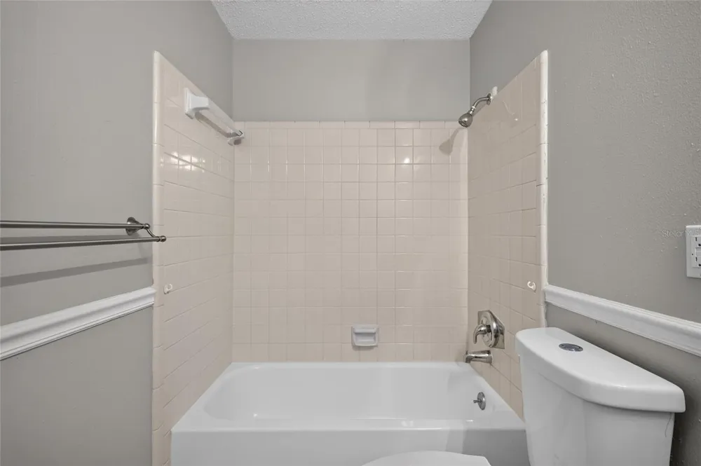 709 HEMLOCK LANE Lakeland, FL 33810